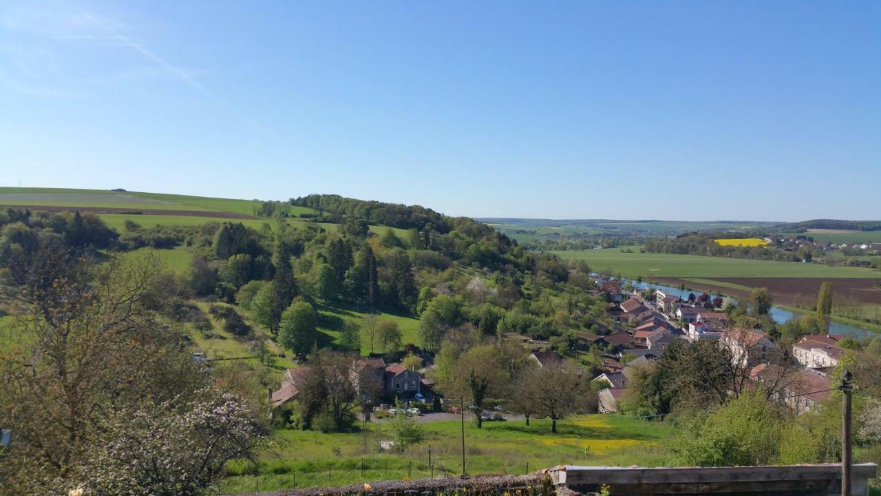 B&B Chez Fouchs - Chambre D'Hotes Dun-sur-Meuse Exteriér fotografie