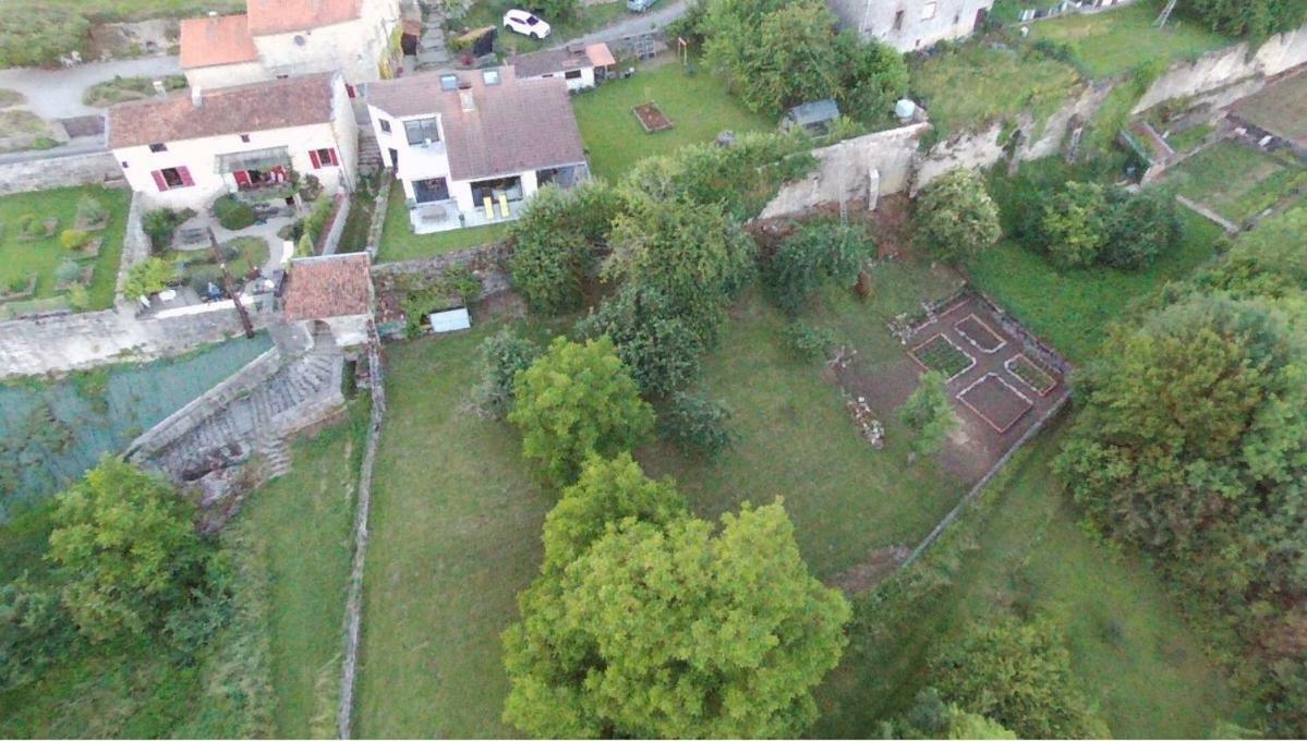 B&B Chez Fouchs - Chambre D'Hotes Dun-sur-Meuse Exteriér fotografie
